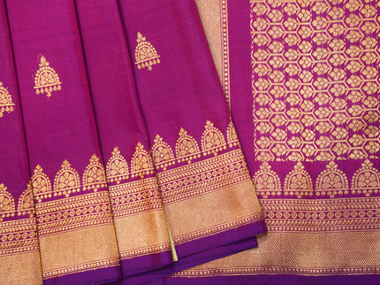 Banarasi Jhumka Butta A