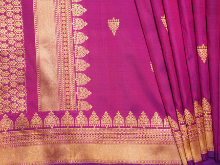 Banarasi Jhumka Butta A