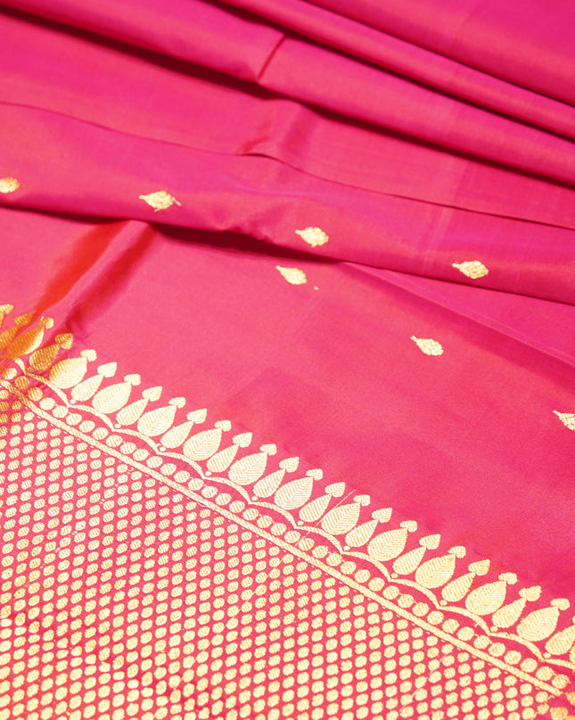 Small Border Banarasi Katan A